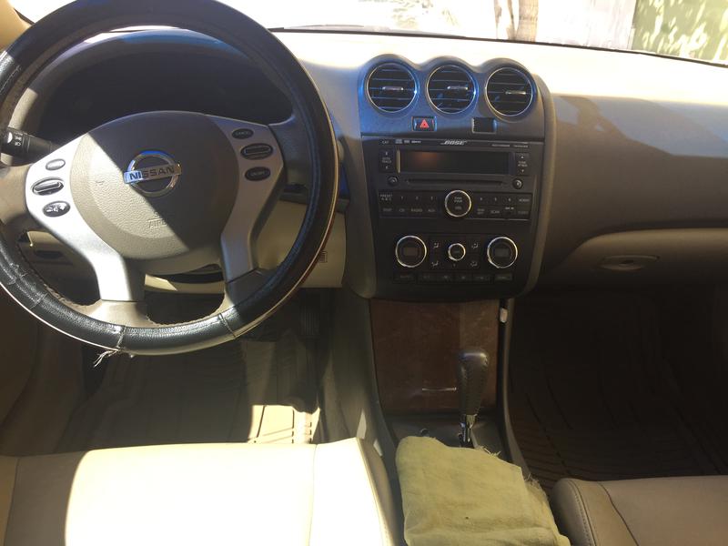 Nissan Altima • 2009 • 134,000 km 8