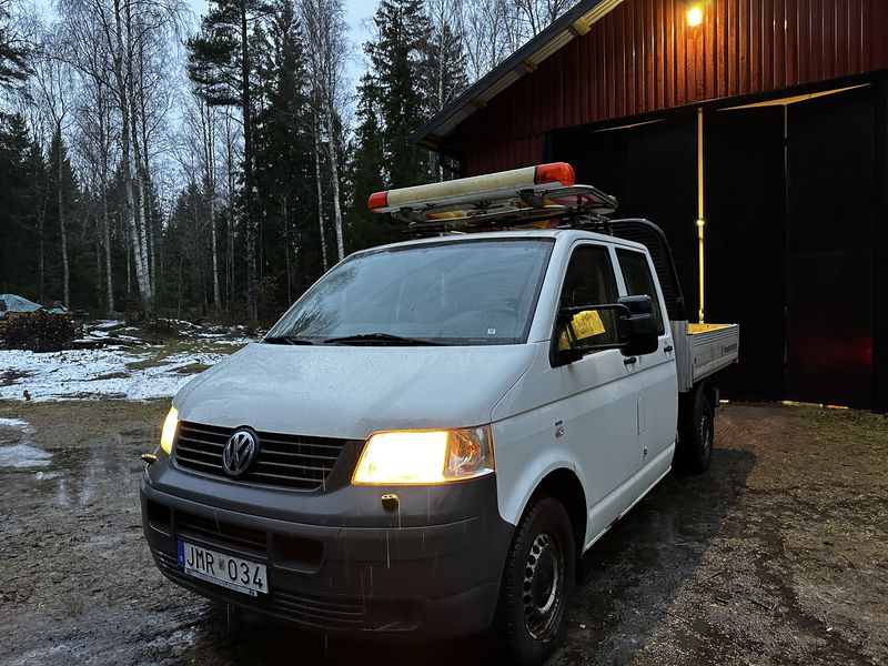 Volkswagen T5 Transporter Shuttle • 2009 • 149,000 km 1