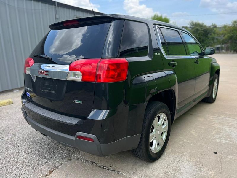 GMC Terrain • 2012 • 115,000 km 6