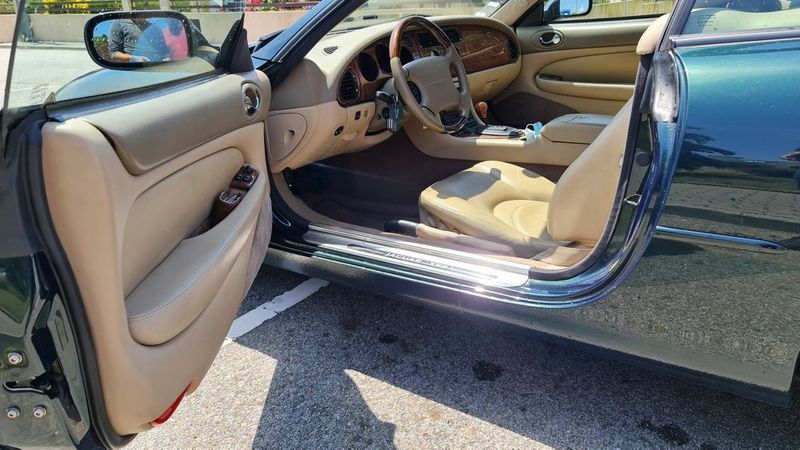 Jaguar XK8 Convertible • 2001 • 35,658 km 8