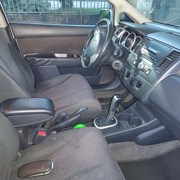 Nissan Tiida • 2011 • 12,000 km 6