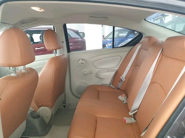 Nissan Sunny • 2018 • 0 km 3