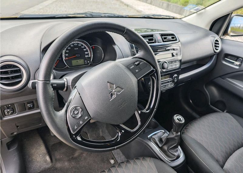 Mitsubishi Space Star • 2020 • 30,000 km 6