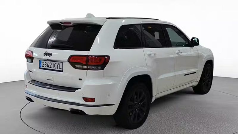 Jeep Grand Cherokee • 2019 • 114,045 km 5
