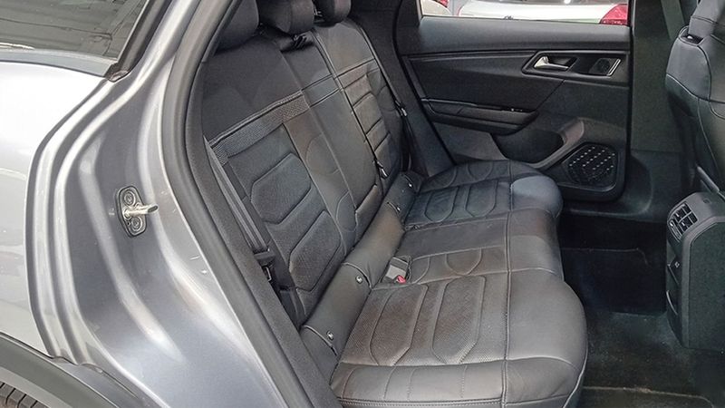 Citroën C5 • 2022 • 2,080 km 5