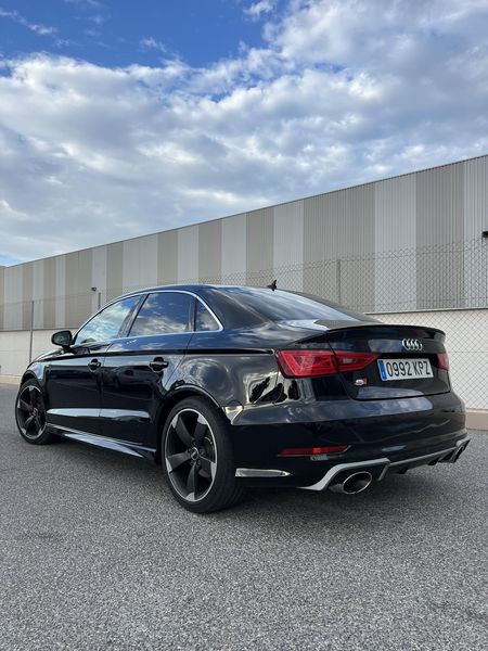 Audi A3 Limuzina • 2015 • 180,000 km 2