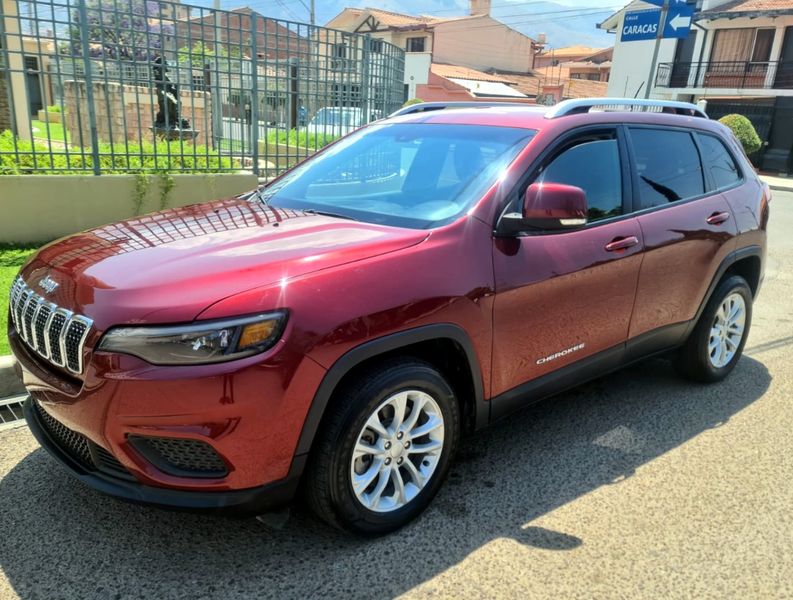 Jeep Cherokee • 2020 • 14,000 km 5