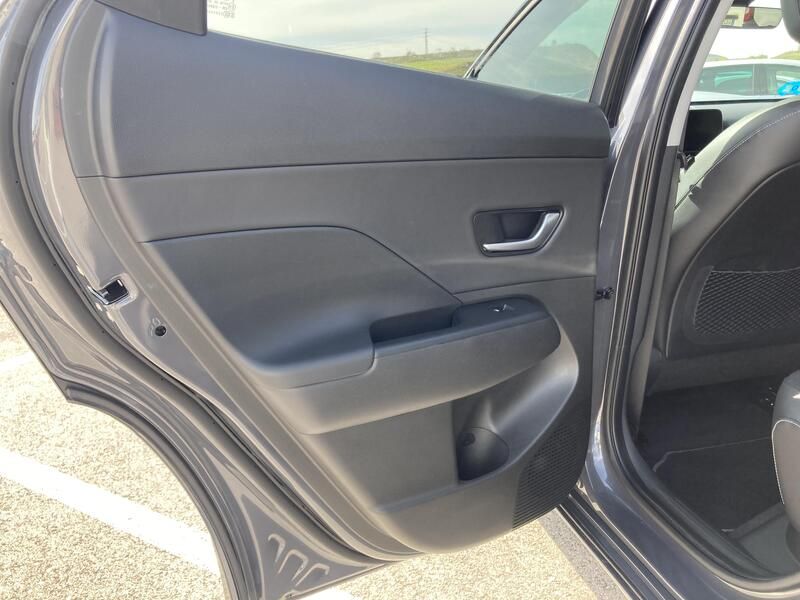 Hyundai Kona • 2024 • 9,678 km 16