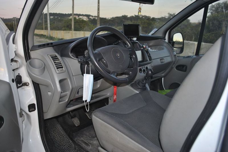Opel Vivaro • 2012 • 205,000 km 10