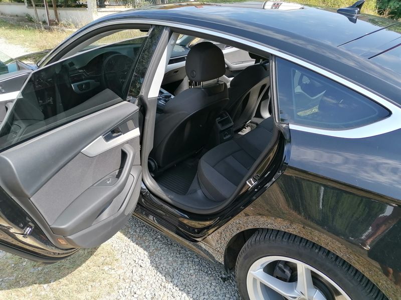 Audi A5 • 2019 • 32,500 km 8