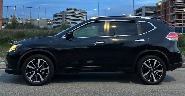 Nissan X-Trail • 2015 • 152,975 km 3