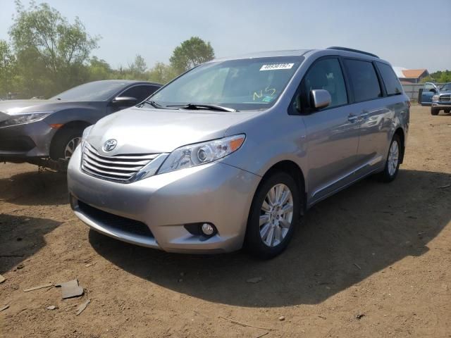 Toyota Sienna • 2017 • 0 km 4