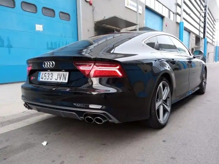 Audi S7 • 2017 • 137,000 km 2