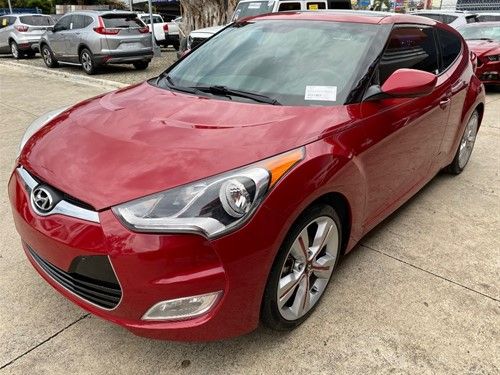 Hyundai Veloster • 2016 • 3 km 4