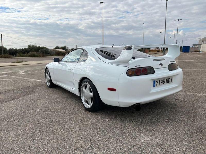 Toyota Supra • 1993 • 40,000 km 2
