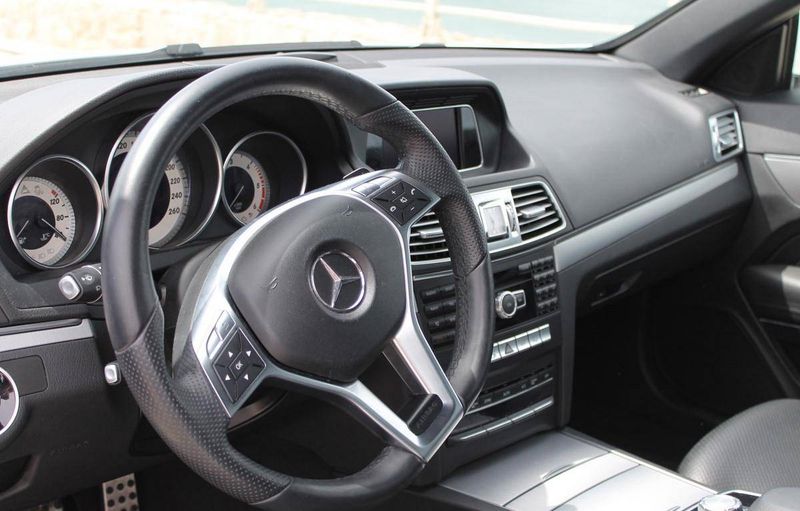 Mercedes-Benz E • 2013 • 83,000 km 4