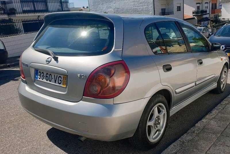 Nissan Almera • 2003 • 250,000 km 2