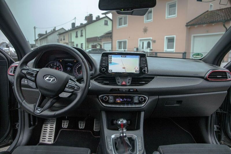 Hyundai i30 • 2019 • 66,800 km 7