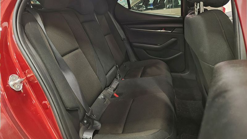 Mazda 3 • 2021 • 46,735 km 10