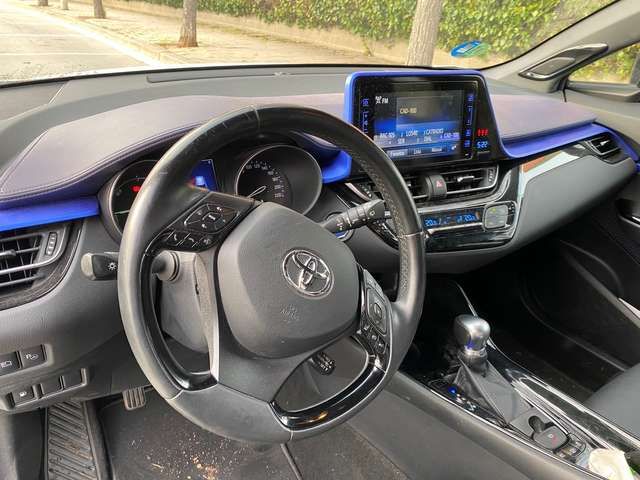 Toyota C-HR • 2022 • 20,700 km 9