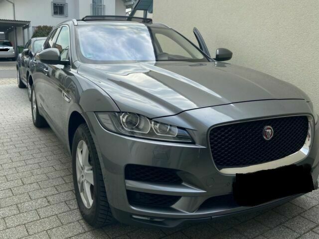 Jaguar F-Pace • 2016 • 90,000 km 1