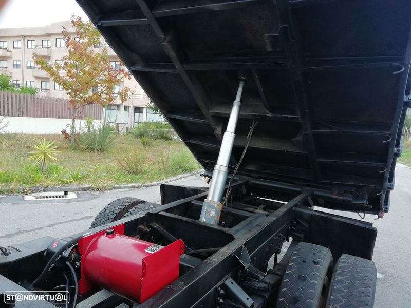 Mitsubishi Fuso canter • 2001 • 124,000 km 4