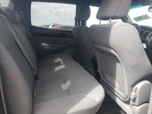 Toyota Tacoma • 2013 • 0 km 5