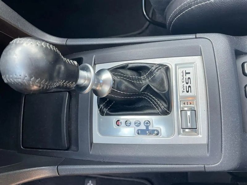 Mitsubishi Lancer • 2008 • 117,000 km 10