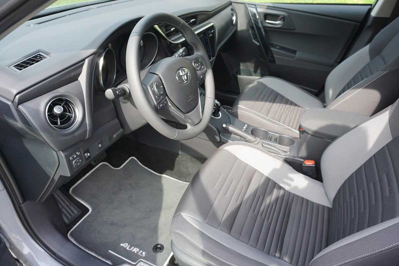 Toyota Auris • 2018 • 71,200 km 7