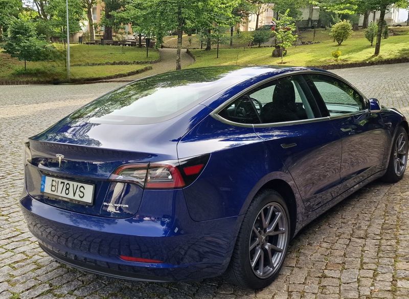 Tesla Model 3 • 2019 • 104,000 km 6