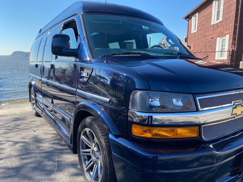 Chevrolet Express • 2018 • 78,000 km 1