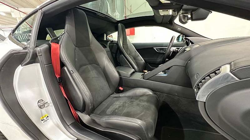 Jaguar F-Type • 2020 • 82,053 km 21