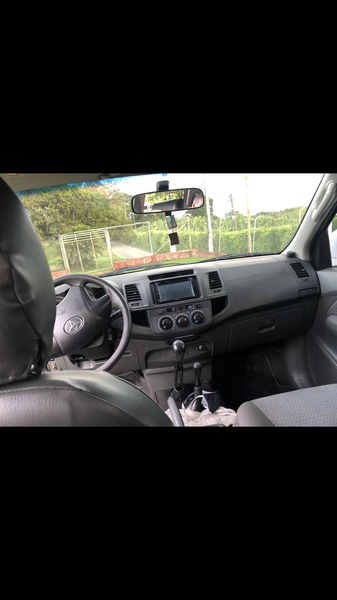 Toyota Hilux • 2013 • 154,000 km 5