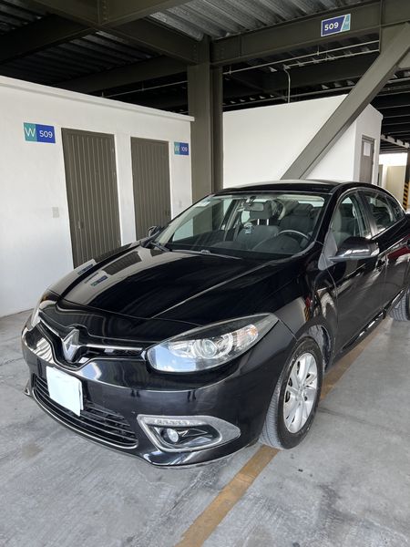 Renault Fluence • 2017 • 113,755 km 1