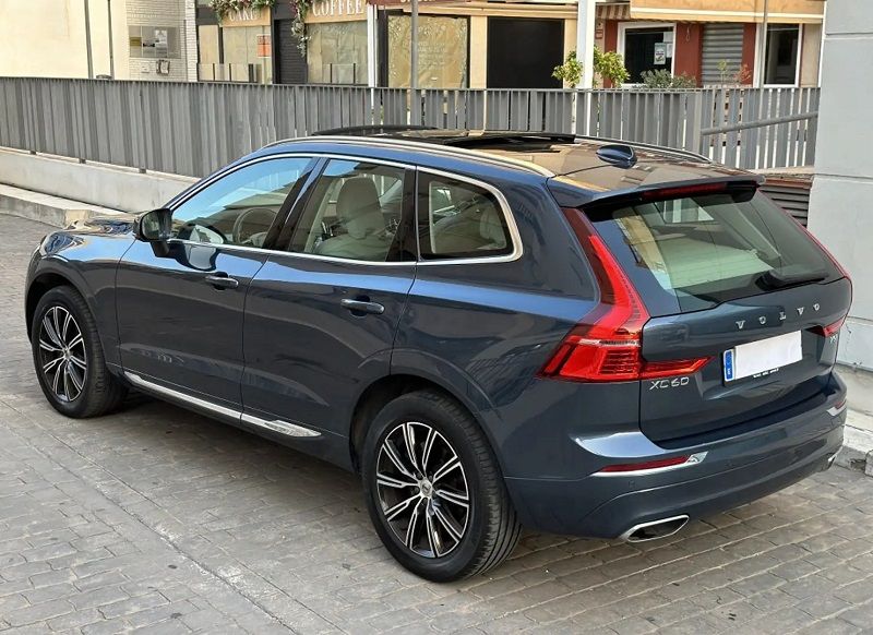 Volvo XC60 • 2019 • 71,800 km 8