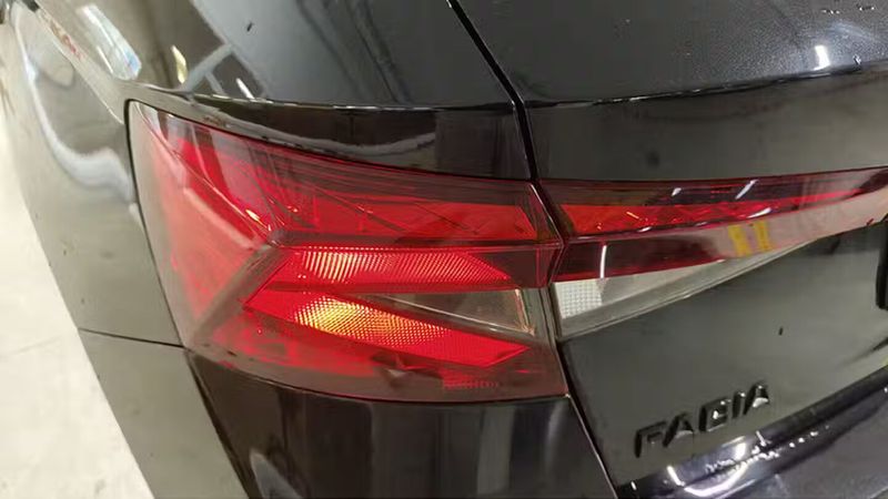 Škoda Fabia • 2022 • 67,247 km 17