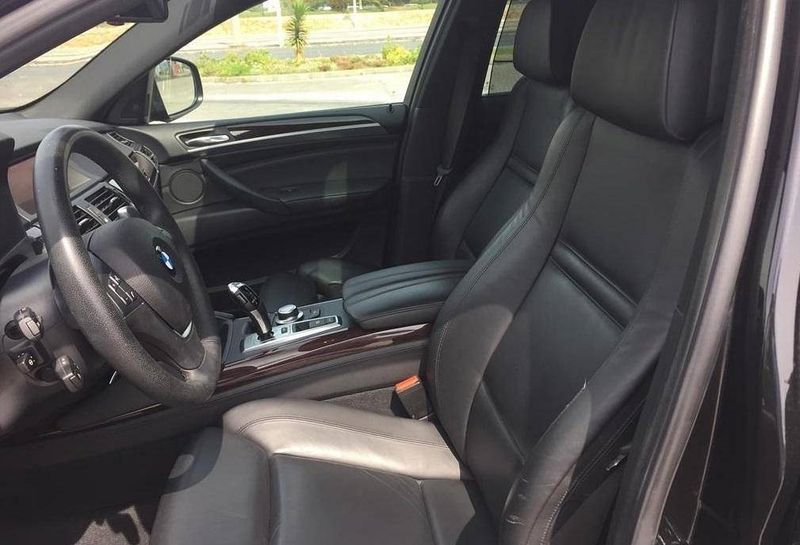 BMW X6 • 2009 • 46,000 km 3