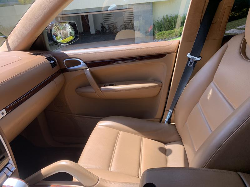 Porsche Cayenne • 2007 • 160,813 km 3