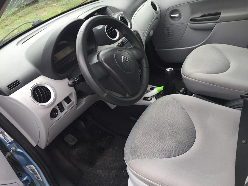 Citroën C3 • 2007 • 165,000 km 8