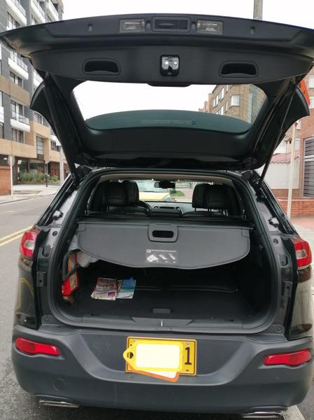 Jeep Cherokee • 2015 • 62,995 km 8