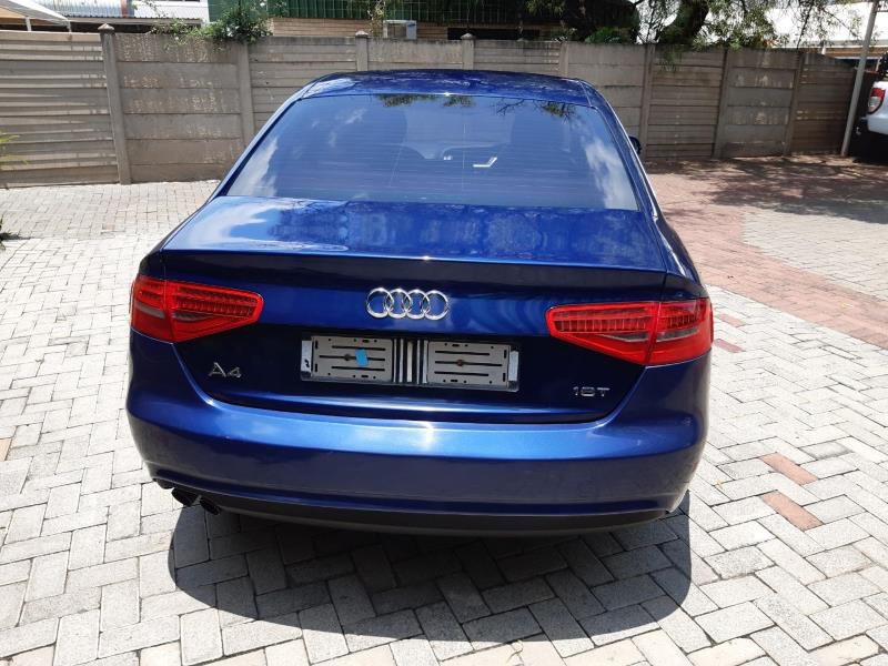 Audi A4 • 2012 • 160,462 km 4