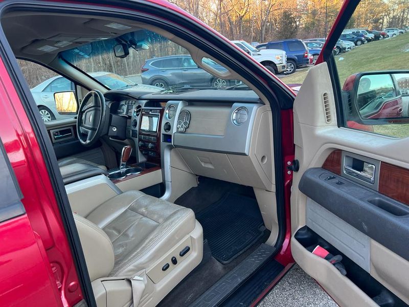 Ford F-150 • 2010 • 165,000 km 4