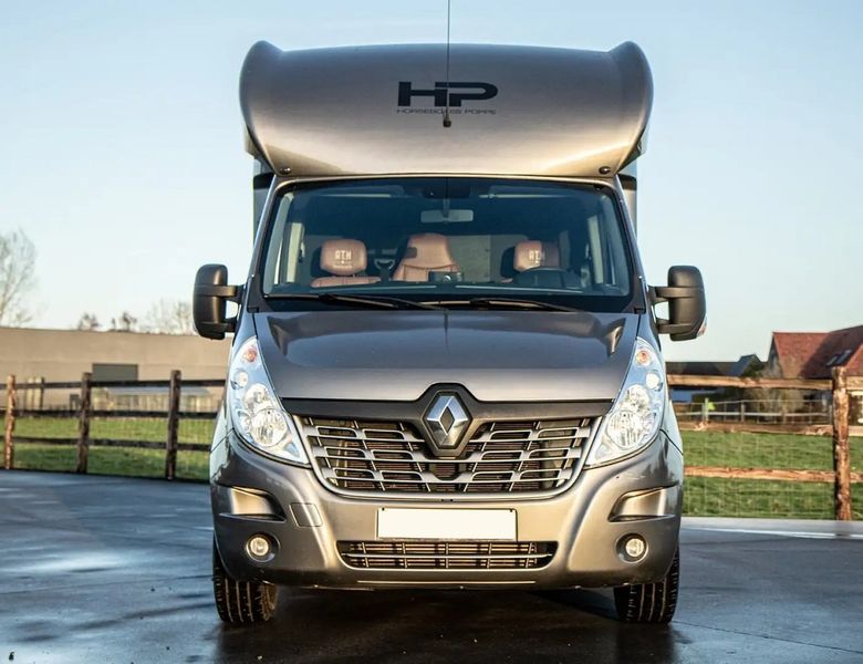 Renault Master • 2019 • 63,200 km 1