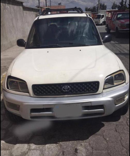 Toyota RAV4 • 1998 • 461,353 km 1