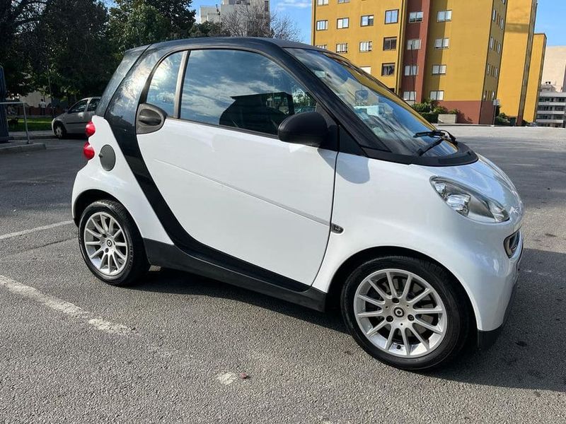 Smart fortwo • 2010 • 96,000 km 2