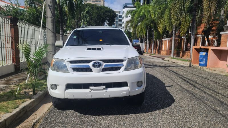 Toyota Hilux • 2008 • 0 km 7