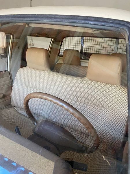 Toyota Hilux • 1989 • 300,000 km 3