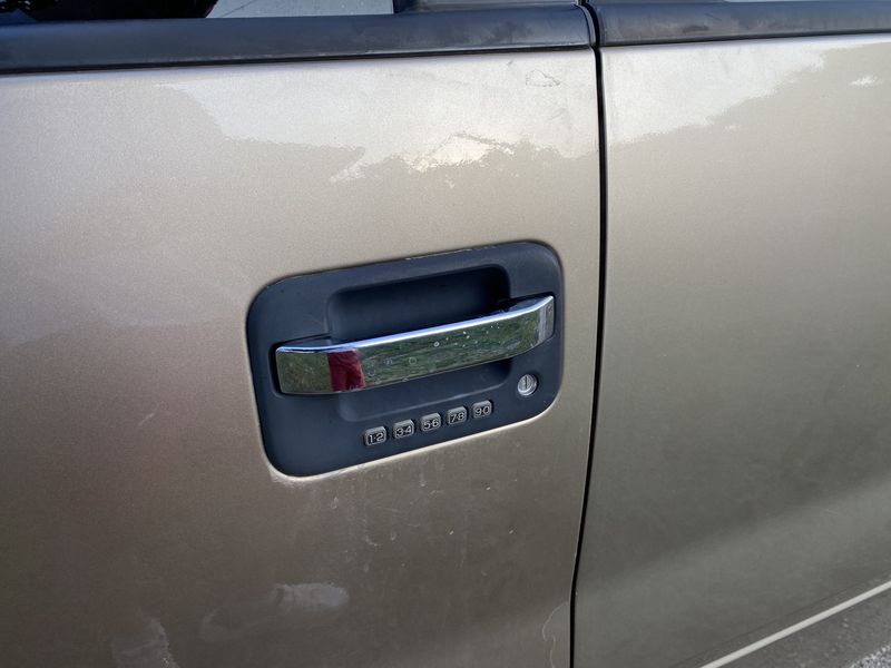 Ford F-150 • 2012 • 171,000 km 7