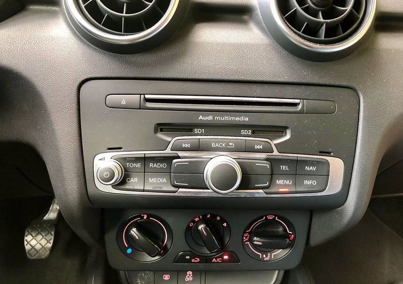 Audi A1 • 2015 • 49,000 km 6