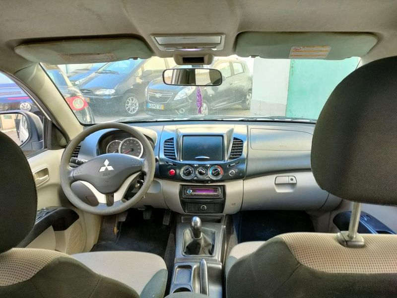 Mitsubishi L200 • 2010 • 174,000 km 7